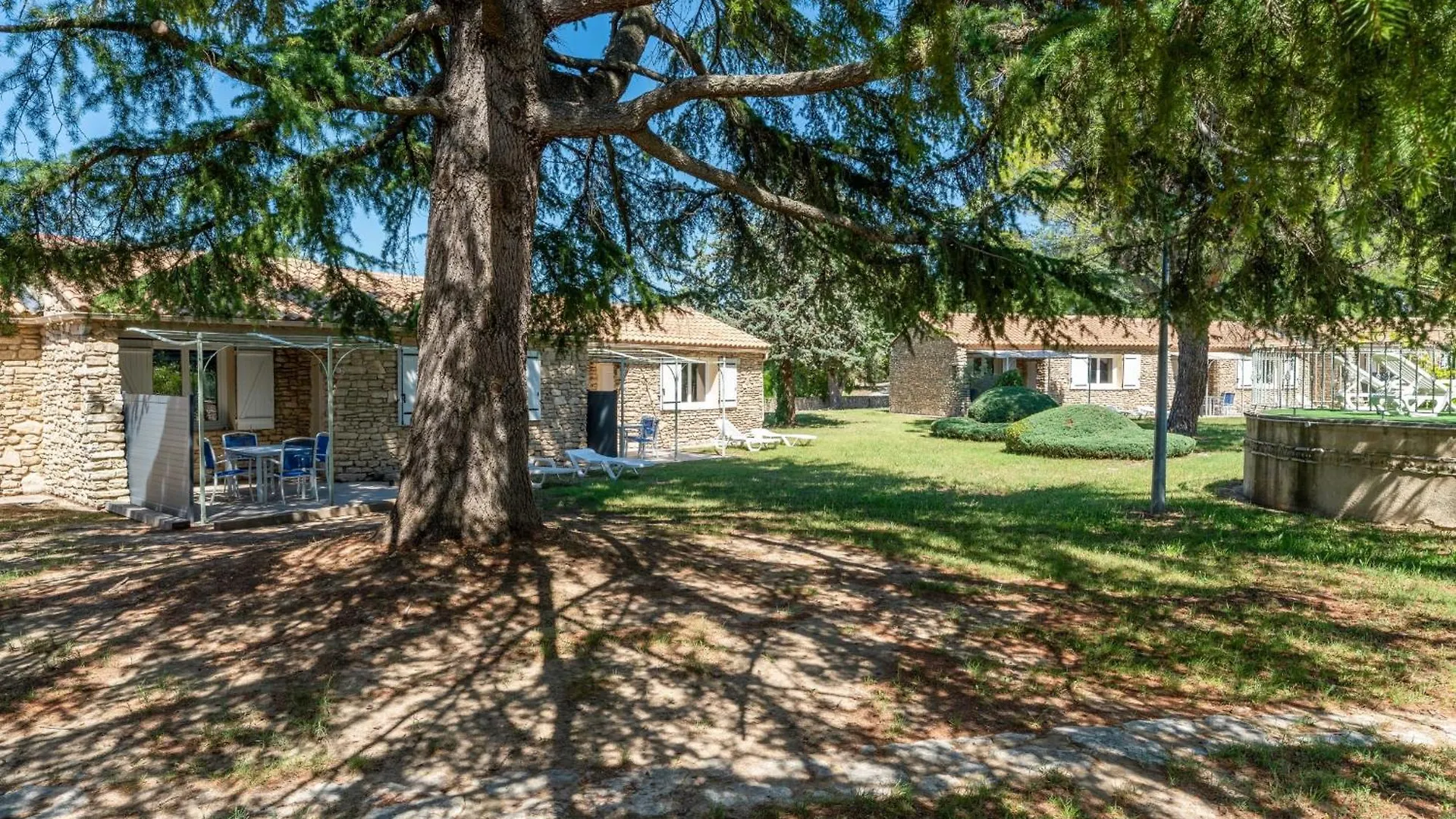 Provencal Country House T2 In A Tourist Residence La Roque-sur-Pernes France